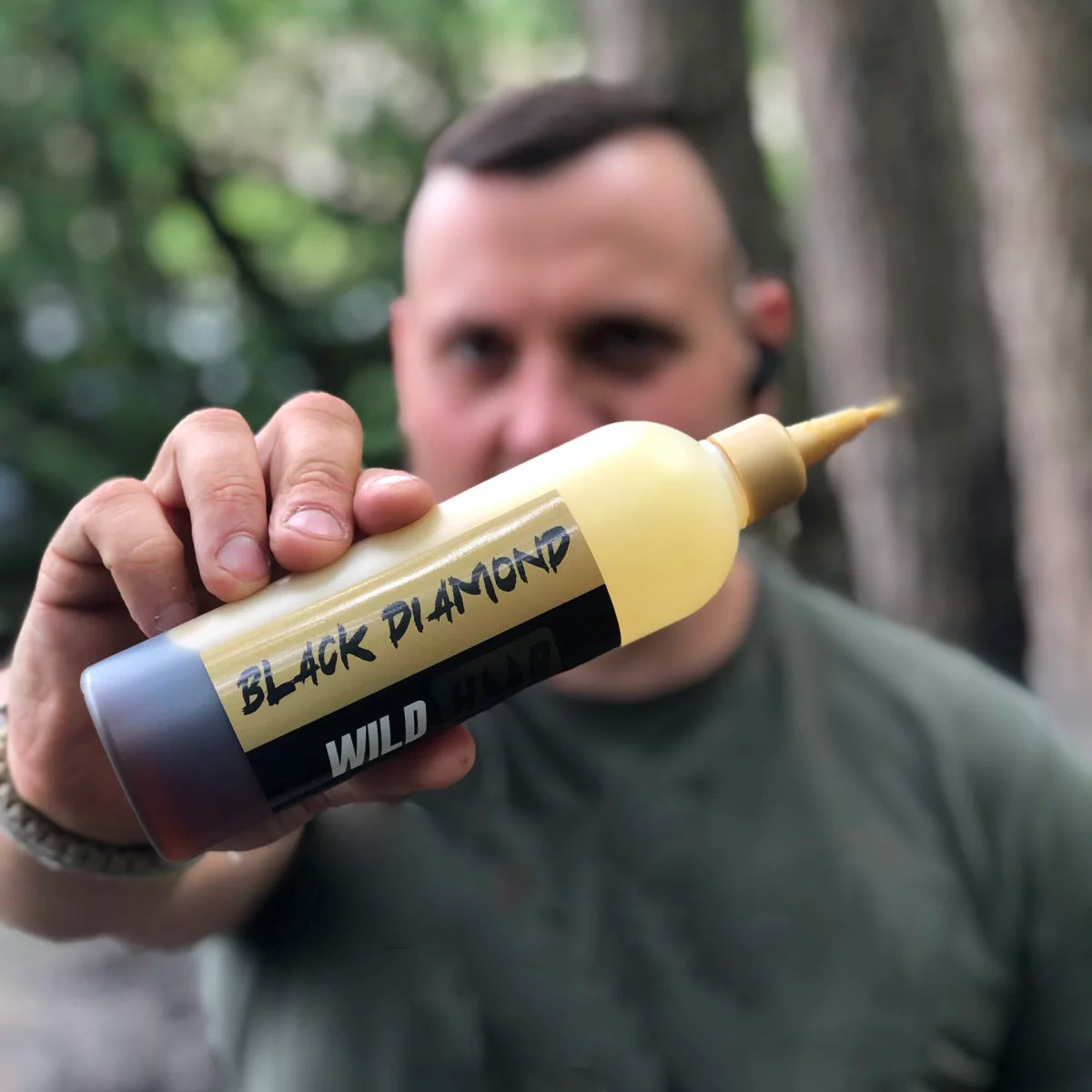 WILD HUB "Black Magic" - Lockmittel für Schwarzwild / Sauen sowie Rehwild / Rotwild, 500ml